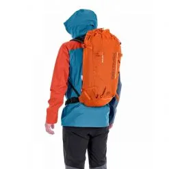 Ortovox Peak Light 30 S Zaino Alpinismo Donna -negozio di attrezzature per il fitness high alpine peak light 32 46253 105da0926281238 1200x2000 min
